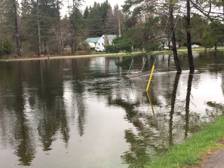 Minden Riverwalk, Water St. dock closed amid high water