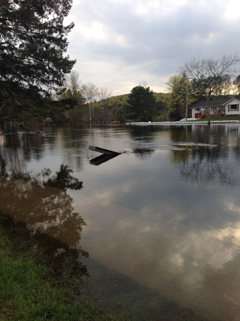 Minden Hills Township and M.D.S. to remove sandbags Saturday