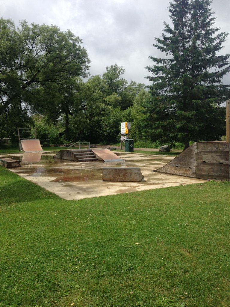Old skate park in Haliburton could be converted to ball hockey rink