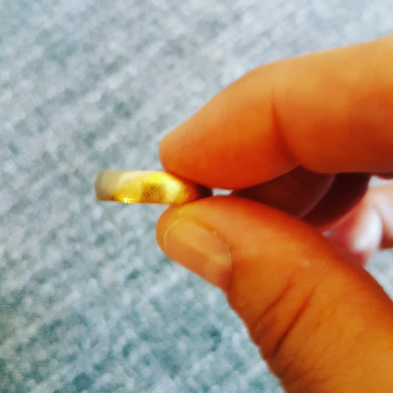 Nepean Family Looking to Help a Ring Find it’s Way Home