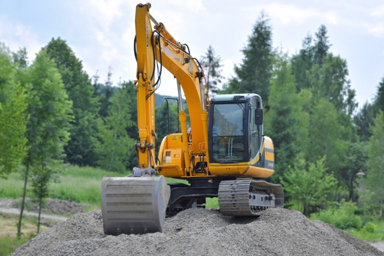 Minden Hills purchases new roads excavator