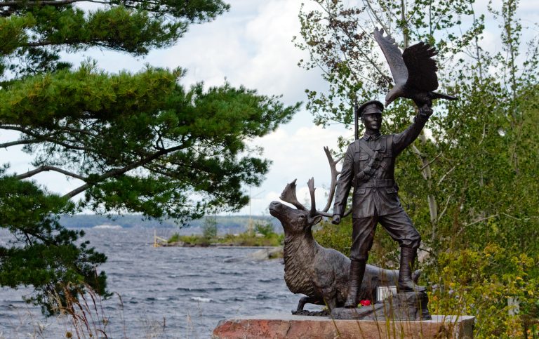 Honouring Aboriginal veterans on Remembrance Day