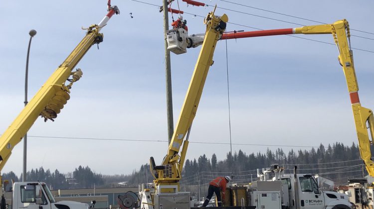 Hydro One says power coming back tomorrow for some customers