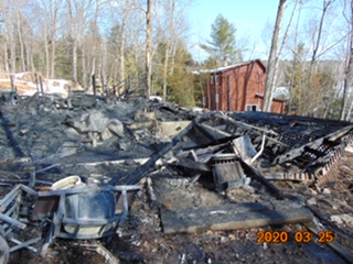 Fire destroys Kennisis Lake area cottage