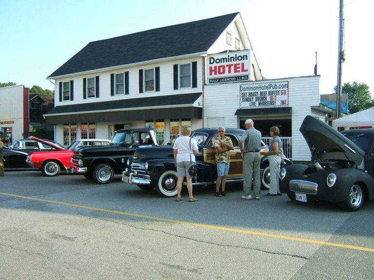 Minden restaurant owner skeptical of January 31st reopen date